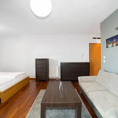 Apartment In - Bandurskiego *
