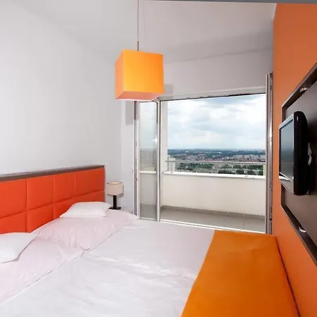 In - Bandurskiego * שצ'צ'ין